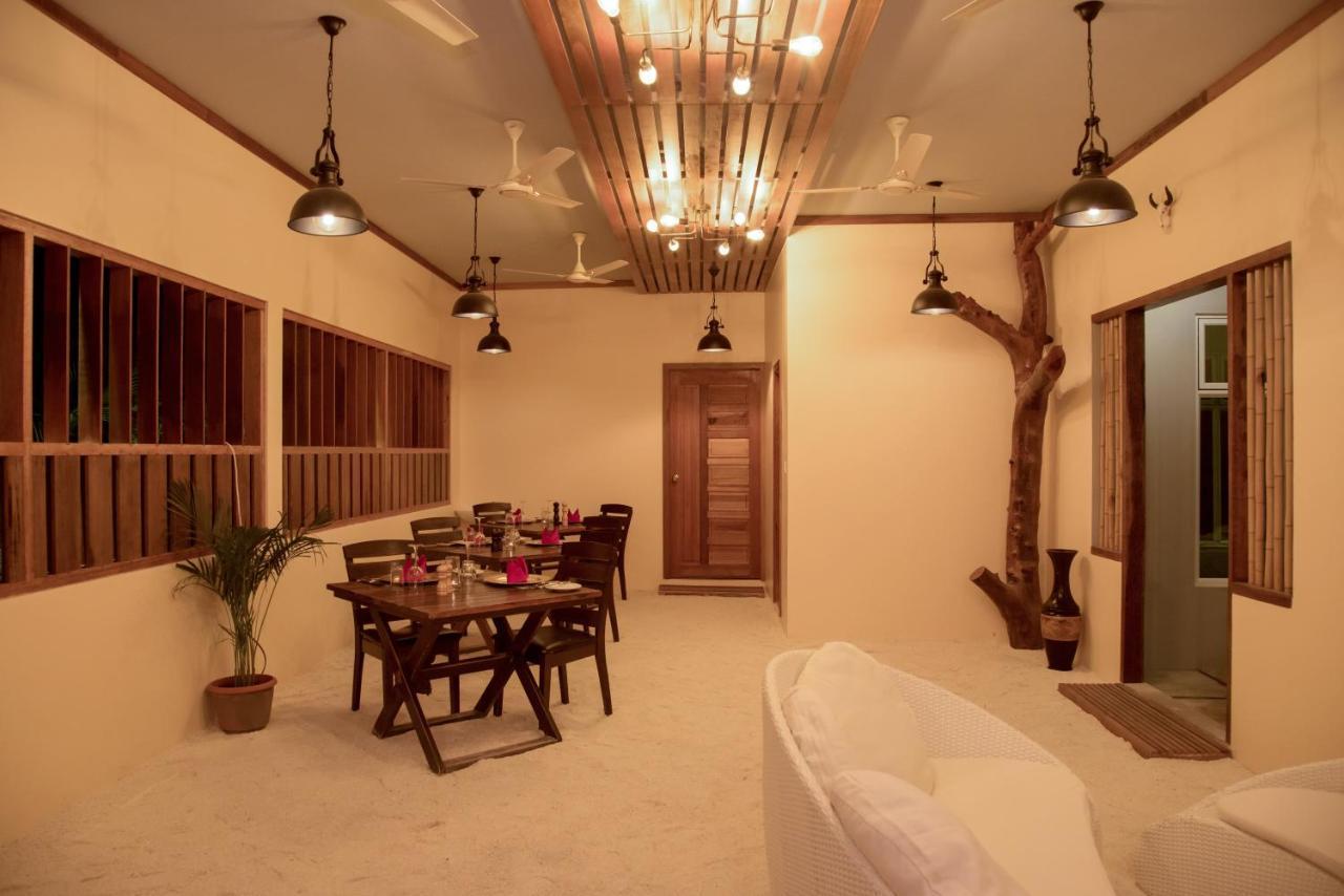 Escapism Maldives Hotel Feridhoo Екстериор снимка