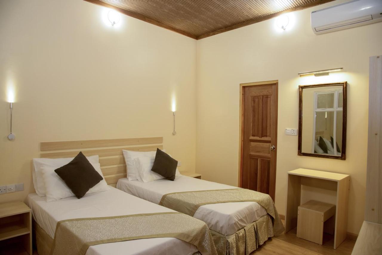 Escapism Maldives Hotel Feridhoo Екстериор снимка