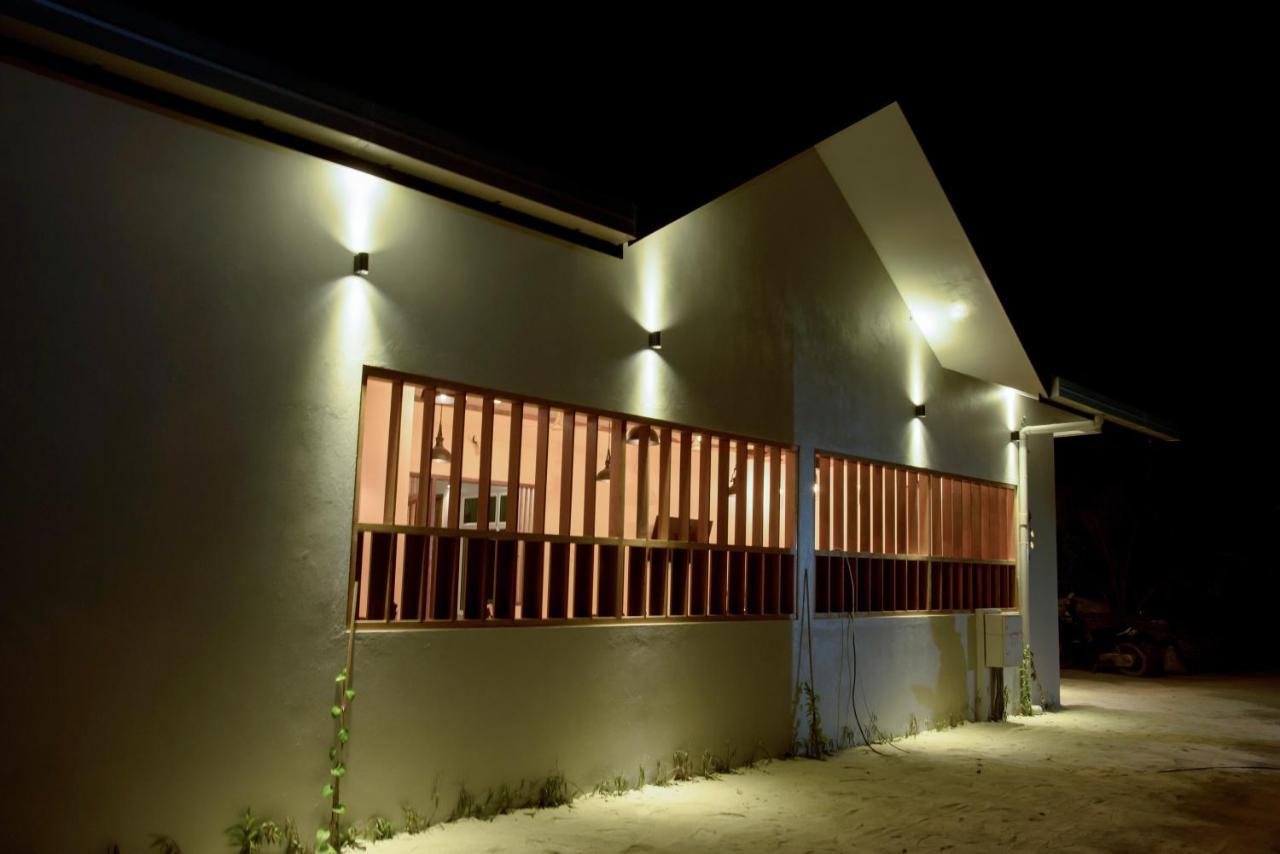 Escapism Maldives Hotel Feridhoo Екстериор снимка